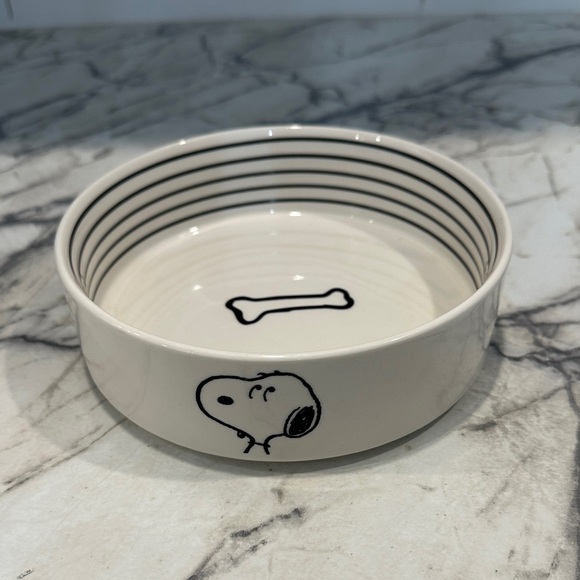 Peanuts Other - Peanuts White and Black Dog Bowl